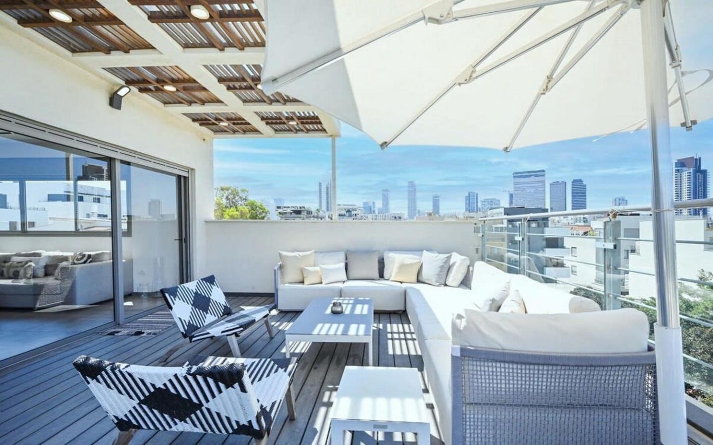 Luxury Beachfront Penthouse At Haari By Holyguest Apartment Tel Aviv